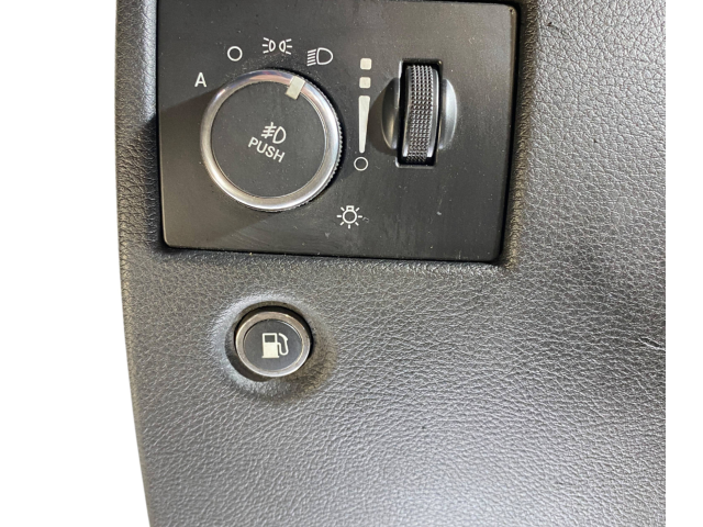 Подушка безопасности для колен P1XH71DX9AB, 68189156AA   Jeep Grand Cherokee