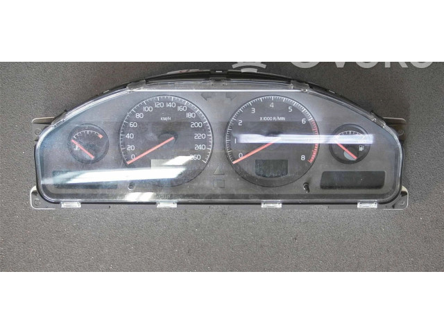 Přístrojová deska  Volvo V70 2000 9499668  