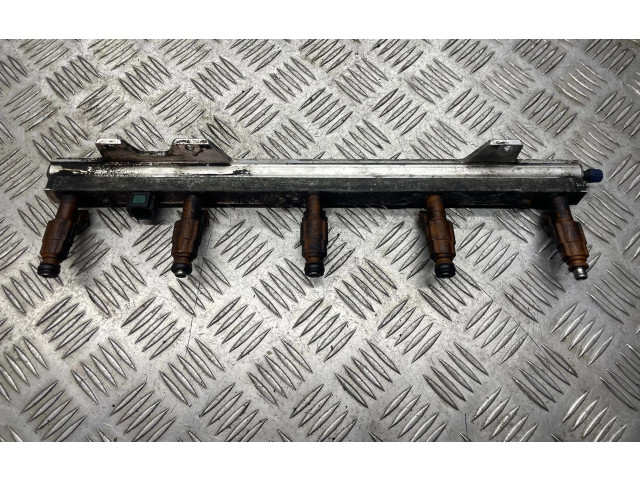 Vstřikovací lišta 9186942, 2355146   Volvo XC70     