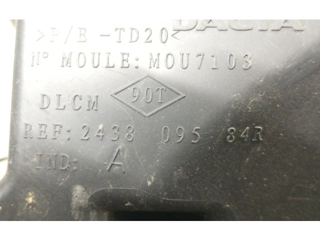 Pojistková skříňka Řídící jednotka BSM 243809584R, MOU7103   Dacia Sandero 2019