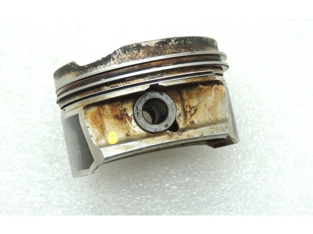  Поршень N12B16A 11257589348, 7589348  Mini One - Cooper Coupe R56  