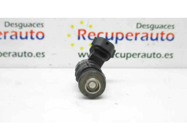 Vstřikovač 3531022600   Hyundai Accent  pro benzínový motor 1.5  