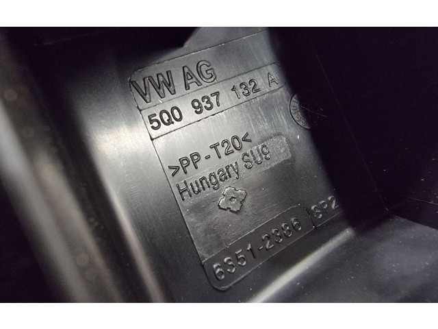   Pojistková skříňka 5Q0907361C, 63512835   Audi A3 S3 8V 2014