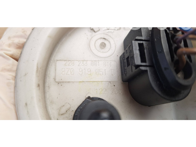 Pojistková skříňka Топливный насос 8Z0919051C, 228233001011   Audi A2 2002