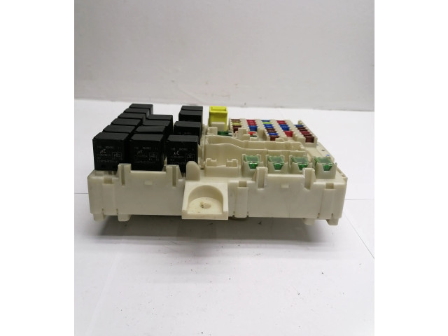 Блок предохранителей MN108320   Mitsubishi Colt CZ3    