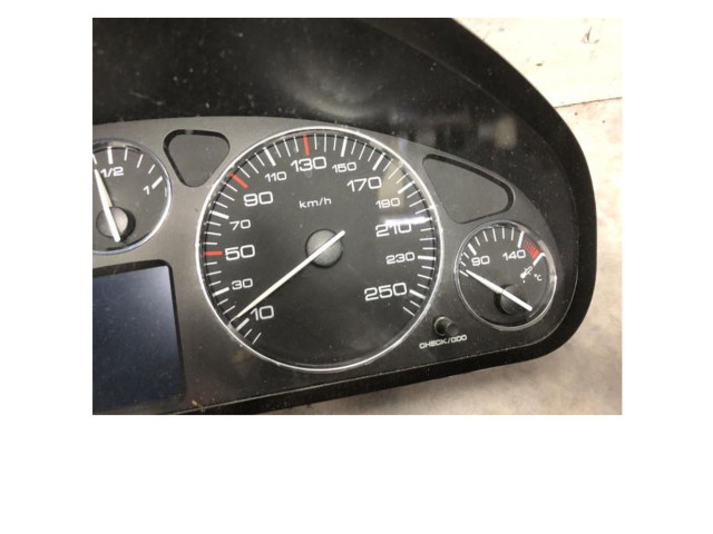 Přístrojová deska  Peugeot 407 2004 610385, 610385  
