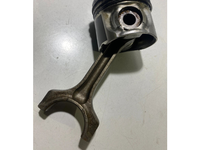 Píst 142   Honda Civic     