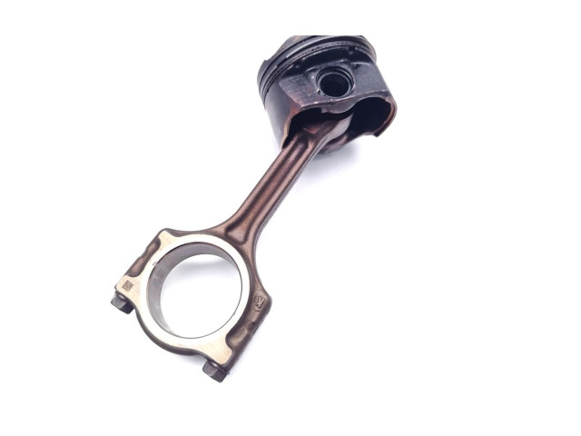 Píst HR13DDT   Nissan Qashqai    HR13DDT 