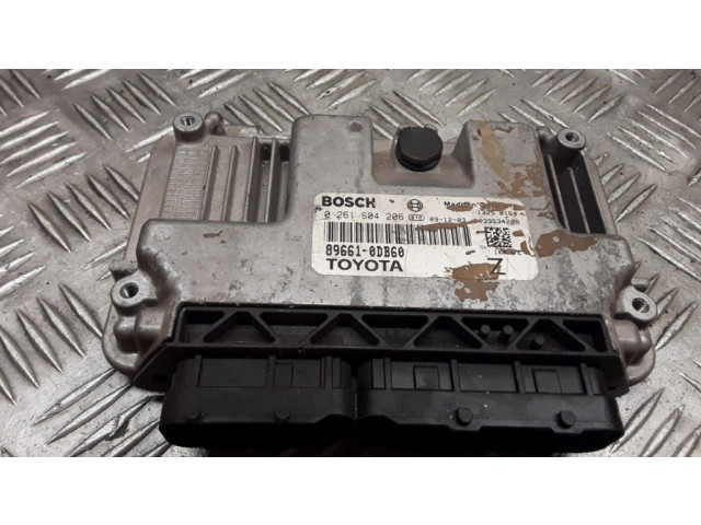 Блок управления двигателя 0261S04206, 896610DB60   Toyota Yaris