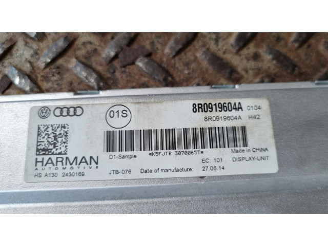 Дисплей    8R0919604A   Audi A5 8T 8F