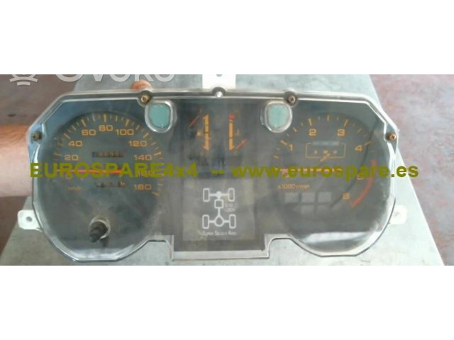 Панель приборов MB832126176-700   Mitsubishi Montero       