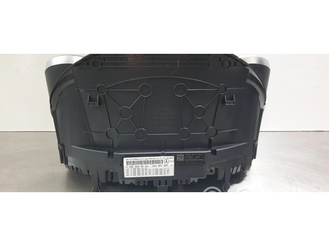 Přístrojová deska  Mercedes-Benz C W205 2017 A2059008429, A2059014114  