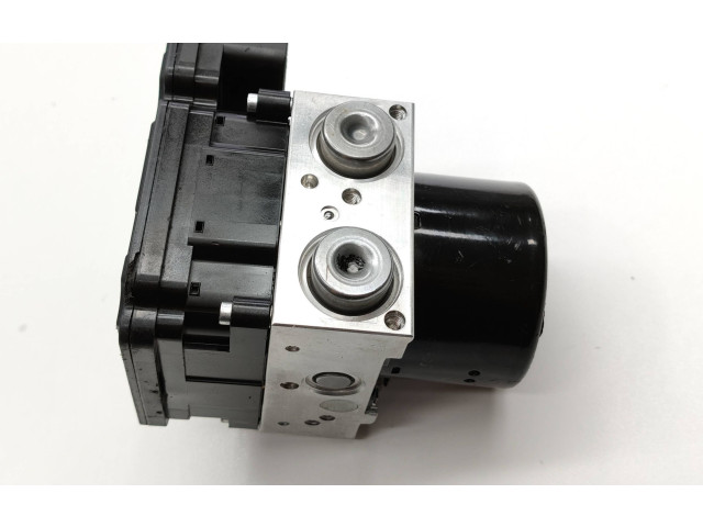 Jednotka ABS 10096108613, 6784766   BMW 3 E92 E93 2007
