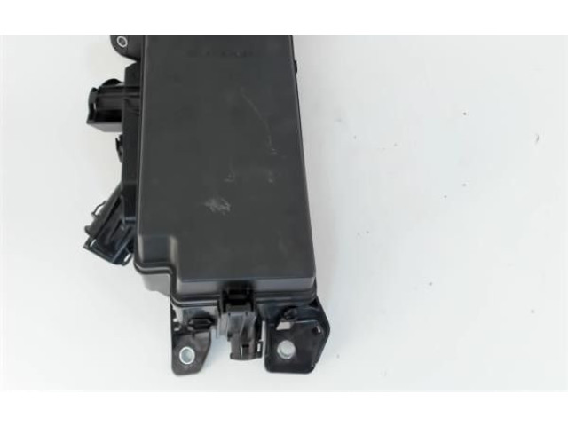 Pojistková skříňka Řídící jednotka BSM 8264147050   Toyota C-HR I 2019