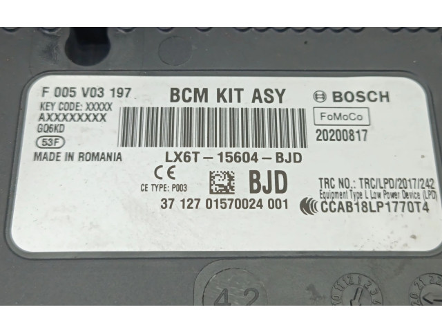 Блок предохранителей LX6T15604BJD   Ford Focus    