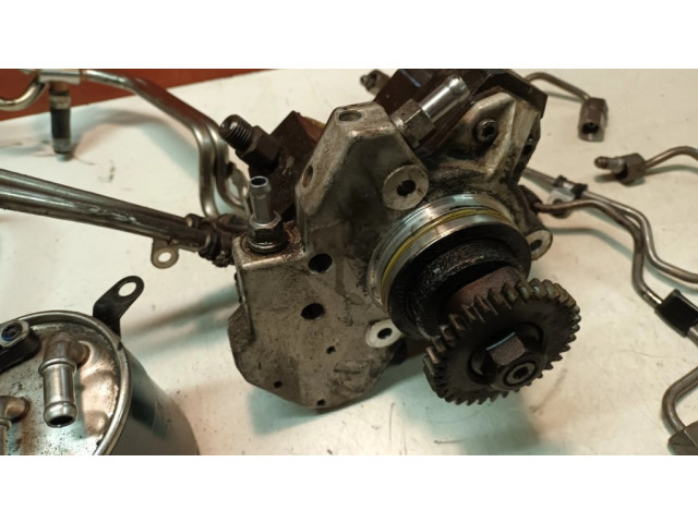 Vstřikovač A6420701187, 0445116026   Mercedes-Benz E W212  pro naftový motor 3.0 642850 