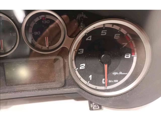 Панель приборов 50517152   Alfa Romeo Mito       