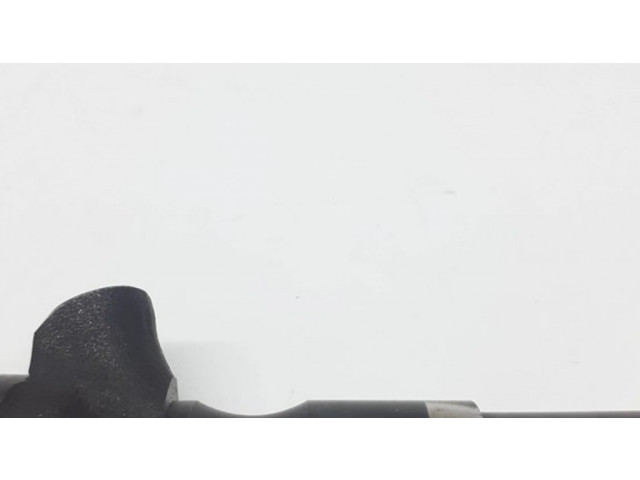 Vstřikovač 2367030140, 08J11992   Toyota Land Cruiser (J120)  pro naftový motor 3.0  