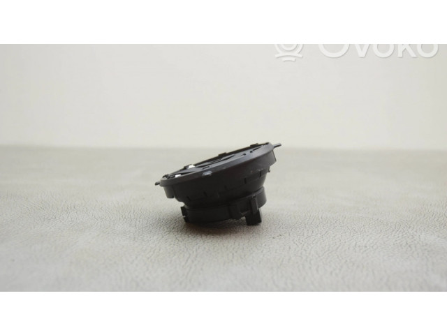 Блок управления J0960055   Mercedes-Benz C W205