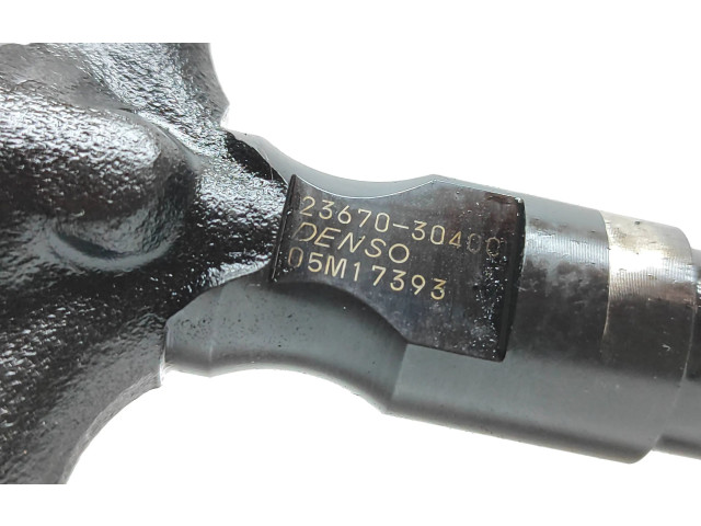 Vstřikovač 2367030400, 05M17393   Toyota Land Cruiser (J150)     