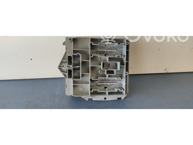 Блок предохранителей 46835597   Fiat Punto (188)    