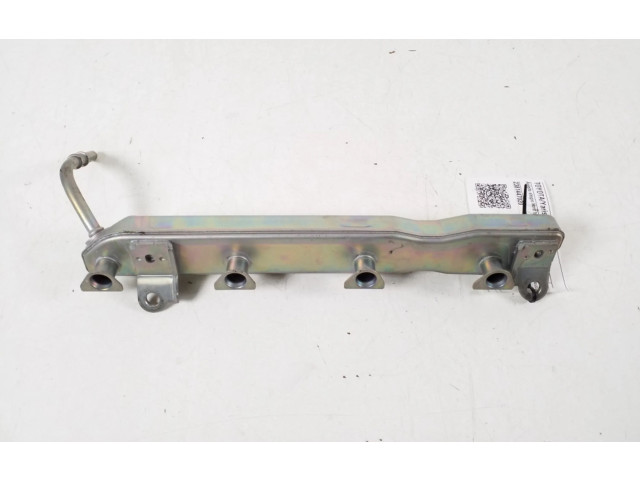 Vstřikovací lišta 2381447020   Toyota Yaris     