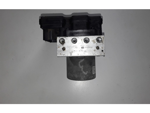 Jednotka ABS 589201H950   KIA Ceed 2011