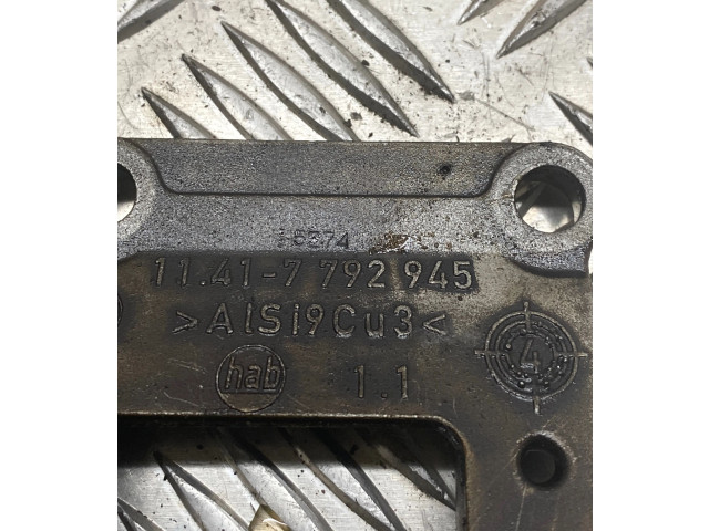 Čerpadlo oleje 7792945   BMW 5 E60 E61   
