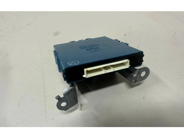 Блок комфорта 8961847011   Toyota Prius (XW20)   