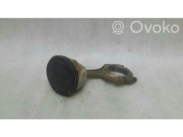  Поршень с шатуном  7840922  BMW M3  