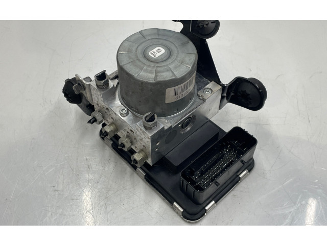 Jednotka ABS 32214803, 10062635631   Volvo V60 2019