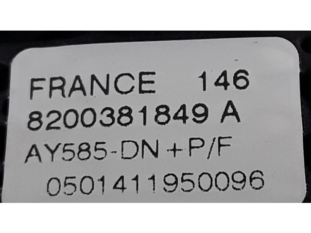 Подушка безопасности водителя 8200381849A   Renault Megane II