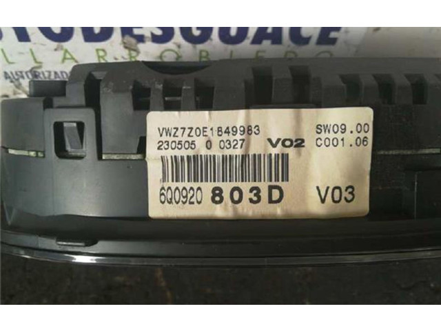 Přístrojová deska  Volkswagen Polo I 86 2005   