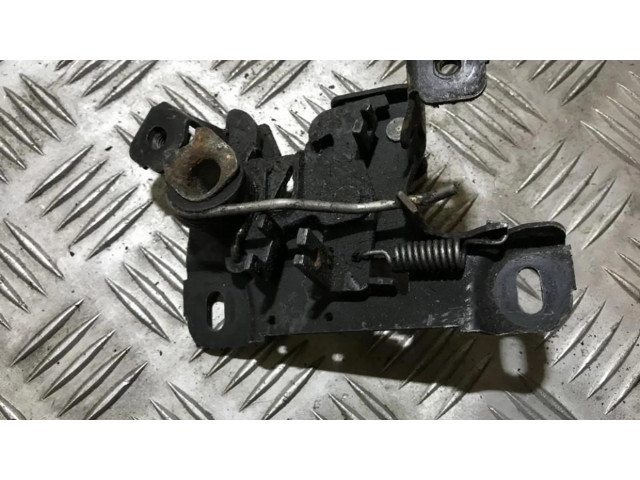 Замок капота 8l0823509   Audi A3 S3 8L