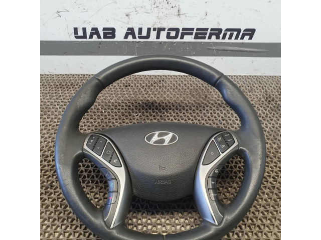 Volant Hyundai i30 2013   