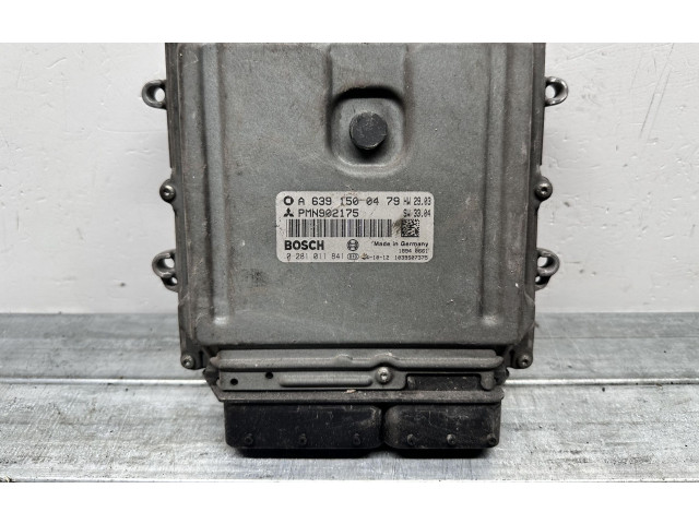 Блок управления двигателя 0281011841, 0281011841   Smart ForFour I