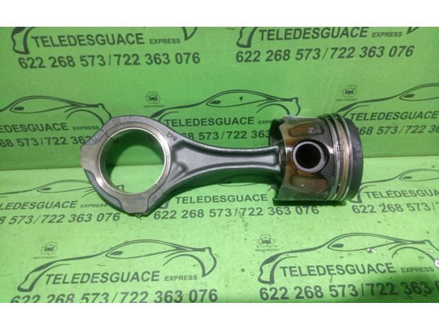 Píst 8340F   Mercedes-Benz ML W164     