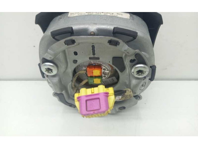 Подушка безопасности водителя 8E0880201BN, 8E0880201DG   Audi A4 Allroad