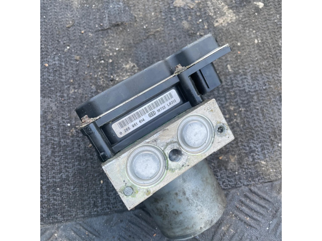 Jednotka ABS A2124313512   Mrcedes-Benz E C207 W207 2011