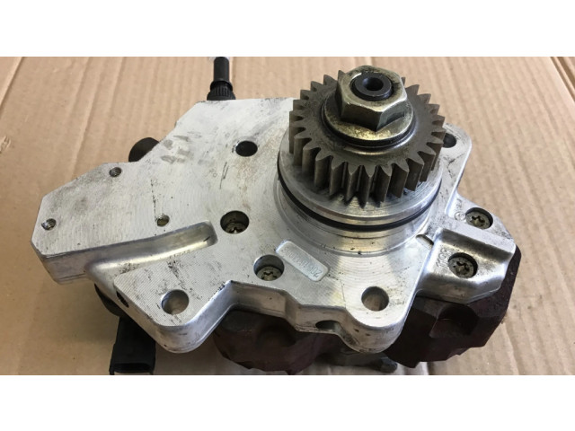 Vstřikovací čerpadlo 8200385478, 0445010099   Renault Trafic II (X83)  pro naftový motor 2.0  