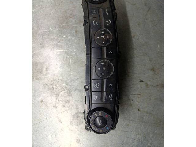 Блок управления климат-контролем 2118300085   Mercedes-Benz E W211