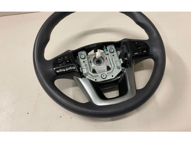 Руль KIA Rio  2006 - 2011 года 561001W540HU      
