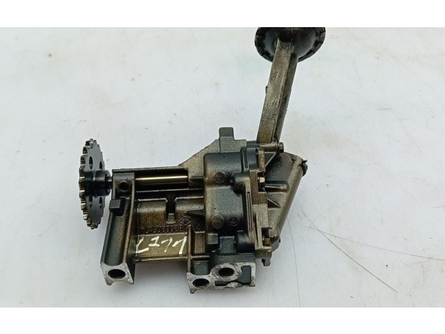 Čerpadlo oleje 8200307174   Renault Megane III   K9K 636