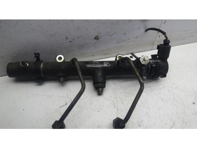 Vstřikovací lišta F00R001823, 05913090J   Audi A4 S4 B7 8E 8H  pro naftový motor 3.0 BKN 