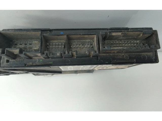 Шатун  8E1959801H    Audi A4 S4 B7 8E 8H  