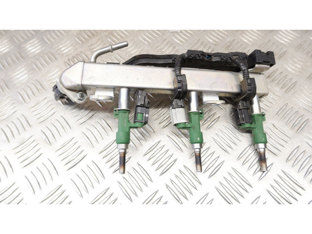 Vstřikovač 82125K0030, 8945833041   Toyota Yaris XP210     