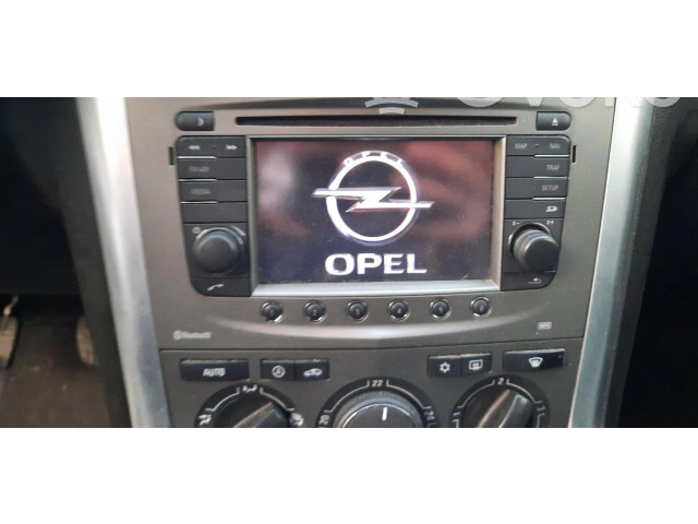 Блок управления навигации (GPS)    Opel Antara