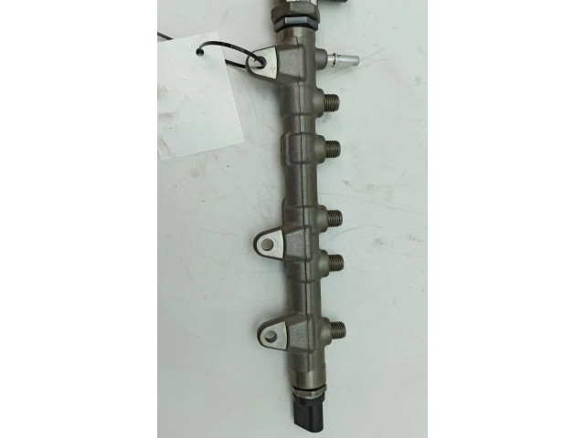 Vstřikovací lišta 8514154, 0281002949   BMW X4 F26  pro naftový motor 2.0  