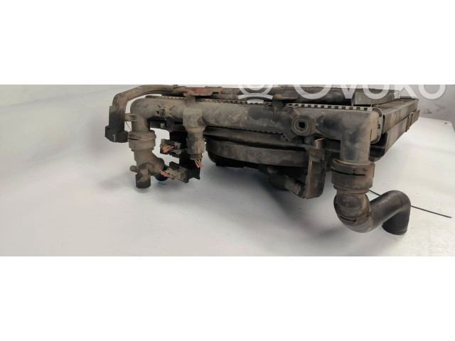 Комплект радиатора    Volkswagen Golf IV 2000