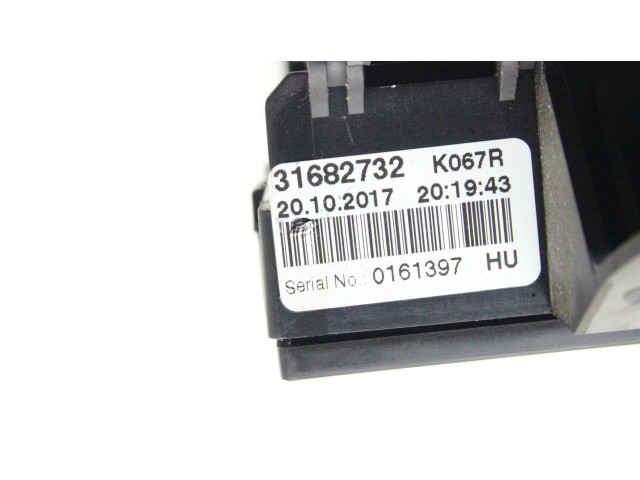   Pojistková skříňka 31682732   Volvo XC60 2017